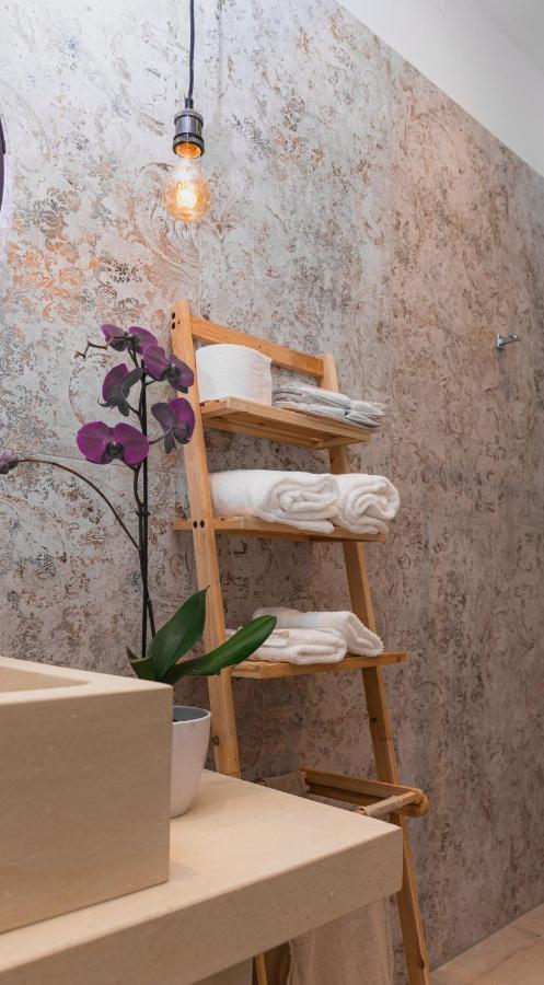 Padula Couette-café 3*