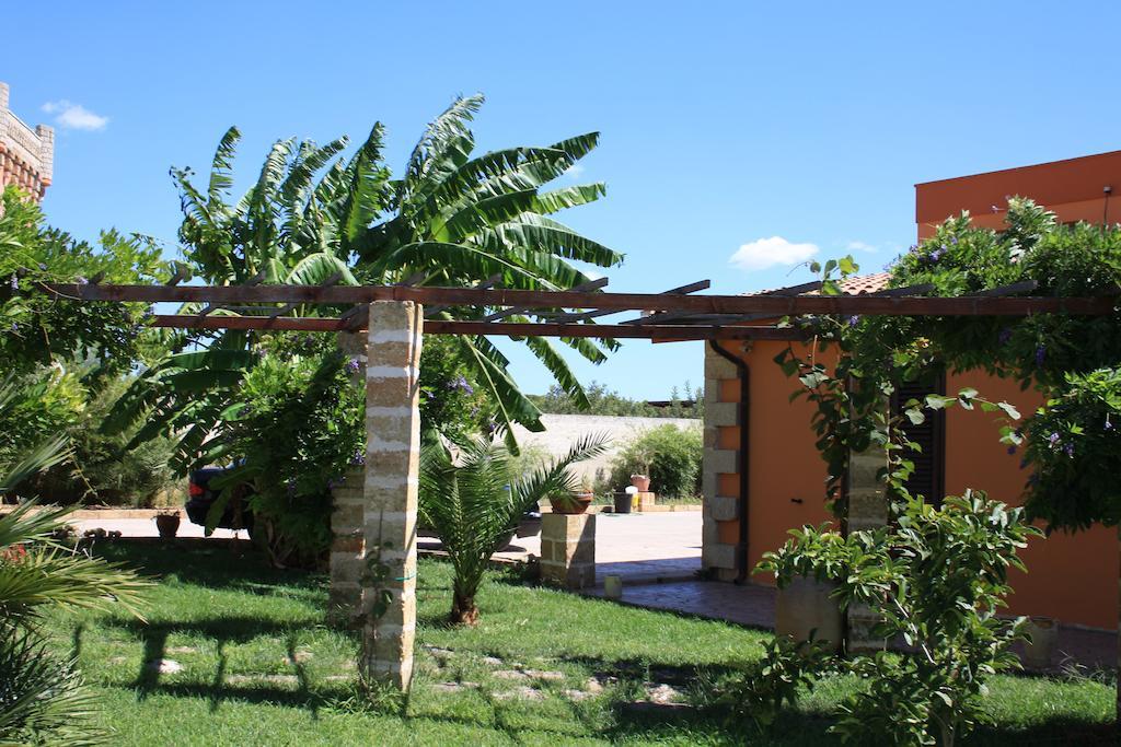Couette-café Padula 3*